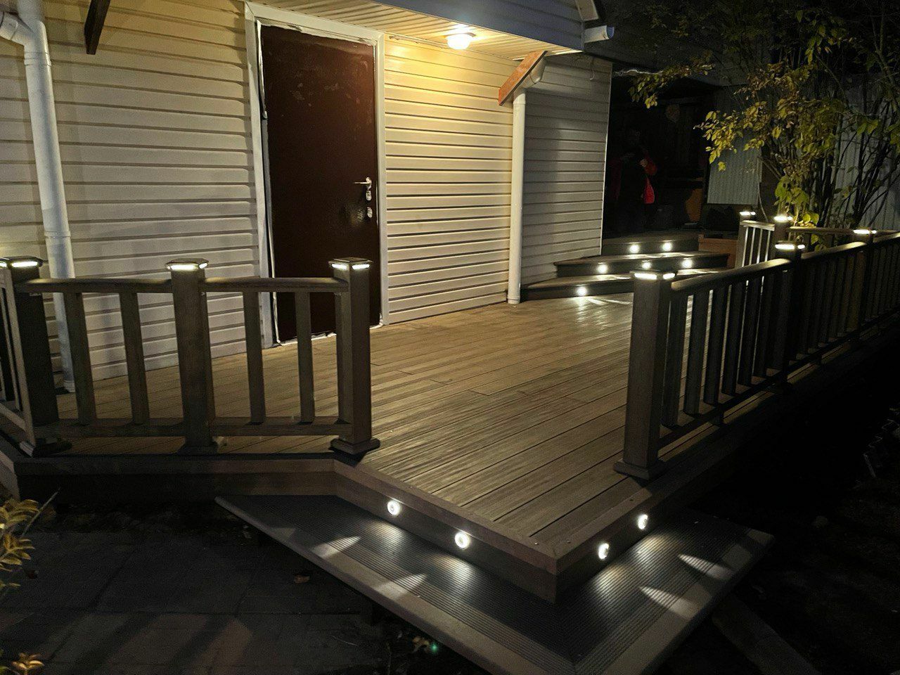 <span style="font-weight: normal;">освещение для террас</span> 